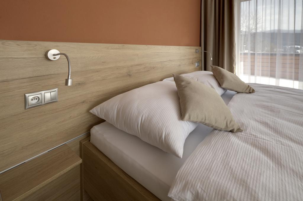 Hotel Havrania Zázrivá エクステリア 写真